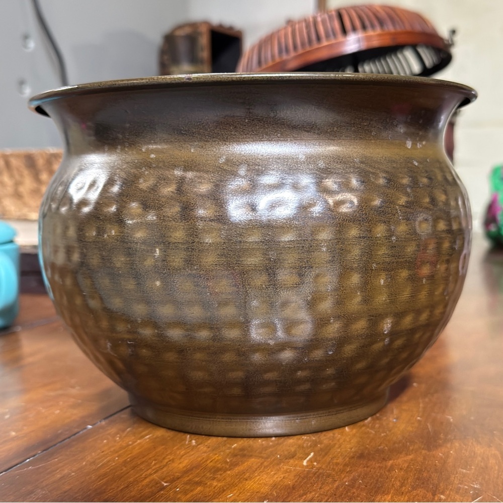 Smith and Hawken Hammered Brass Planter Bowl - Picture 5 of 8